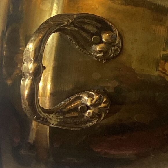 VTG, Small Brass Witch’s Cauldron Pot Tripod Spellmaking Tool Antique Tone Gold - Picture 11 of 11